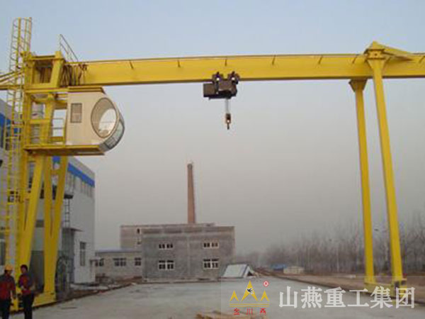 龍門(mén)起重機(jī)有哪些類(lèi)型？主要用途和特征是什么？
